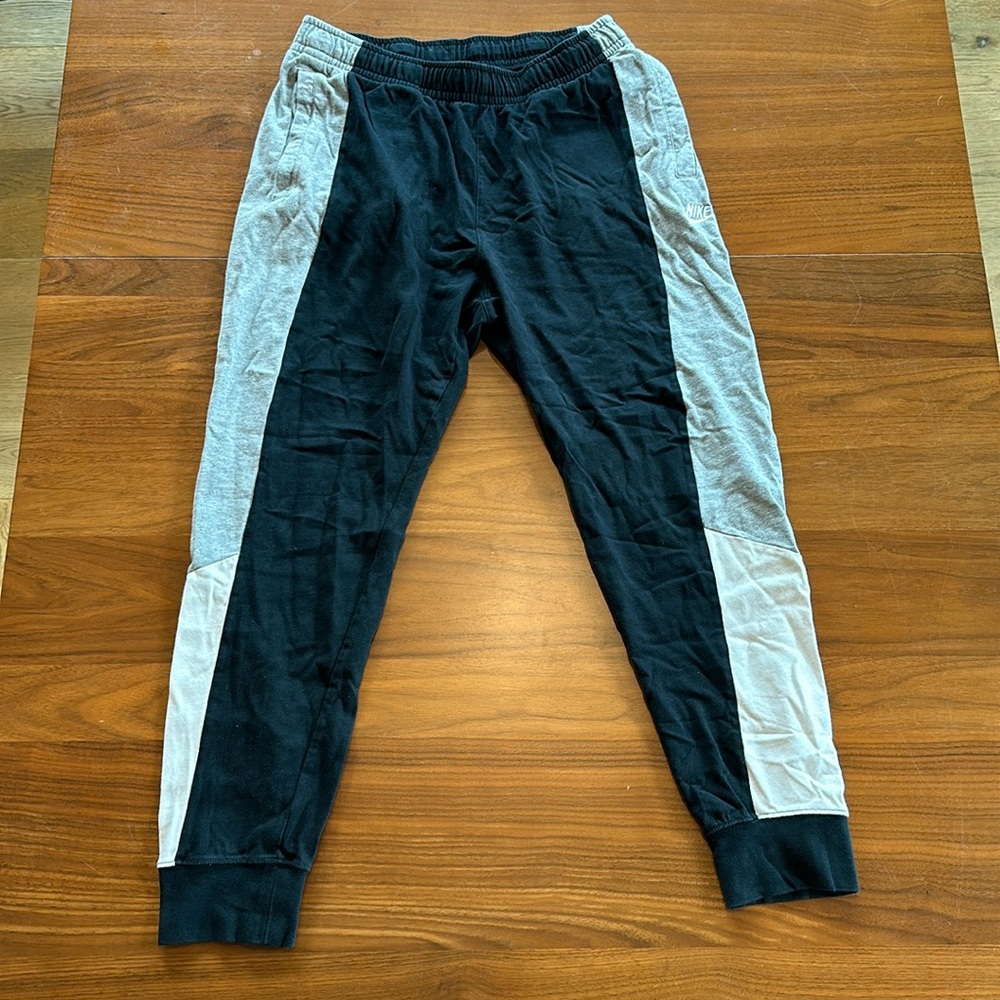 Nike sweatpants medium. Black, grey and white